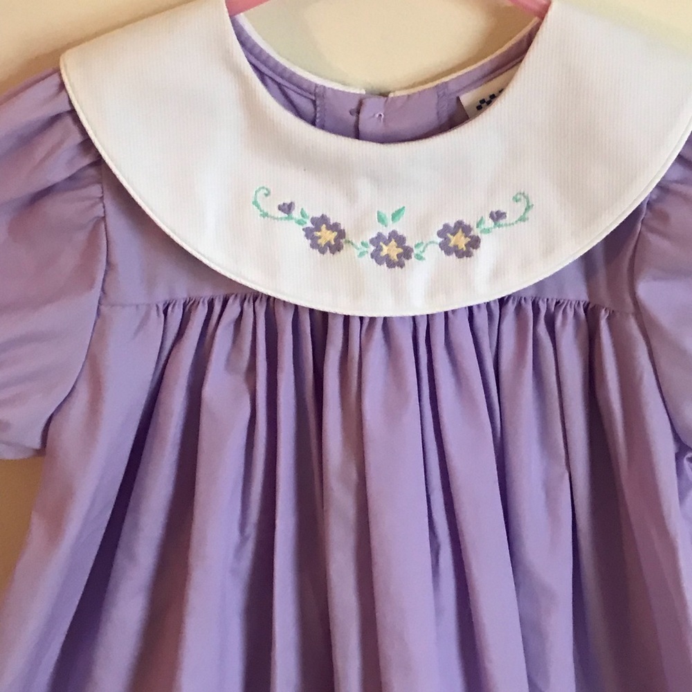 Vintage Custom Round Collar Appliqué Dress - Picture 2 of 4